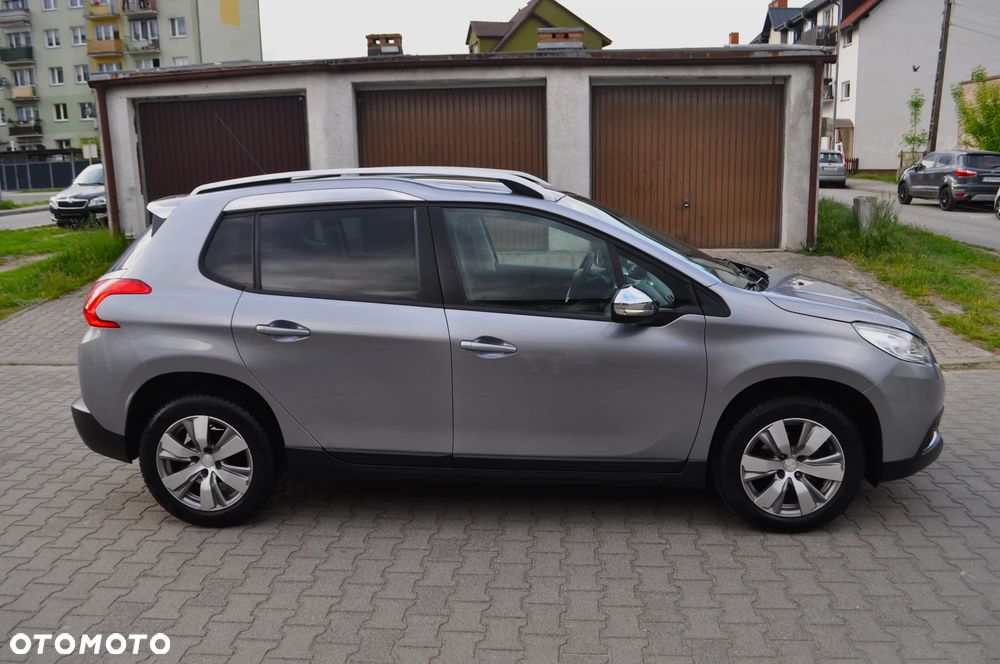 Peugeot 2008 BlueHDi 100 STOP & START Allure - 4