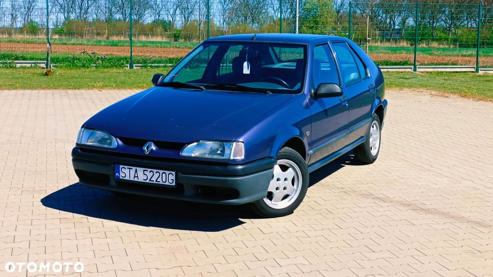 Renault 19 1.8 RN - 1