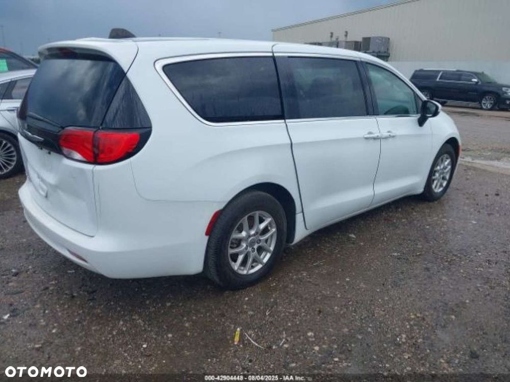 Chrysler Voyager - 8