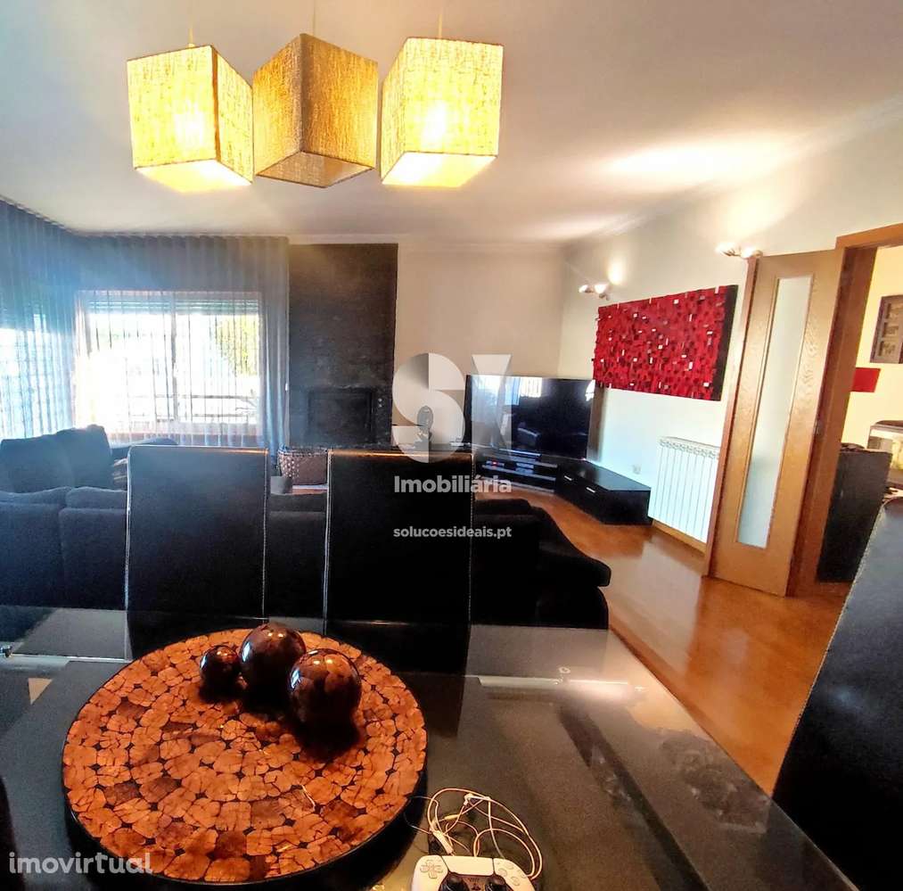 Moradia Geminada T4 - Grande imagem: 4/37