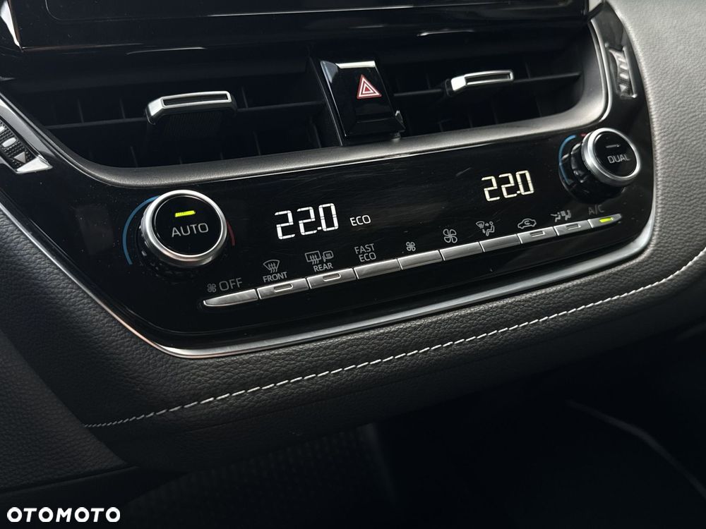 Toyota Corolla 1.8 Hybrid Comfort - 26