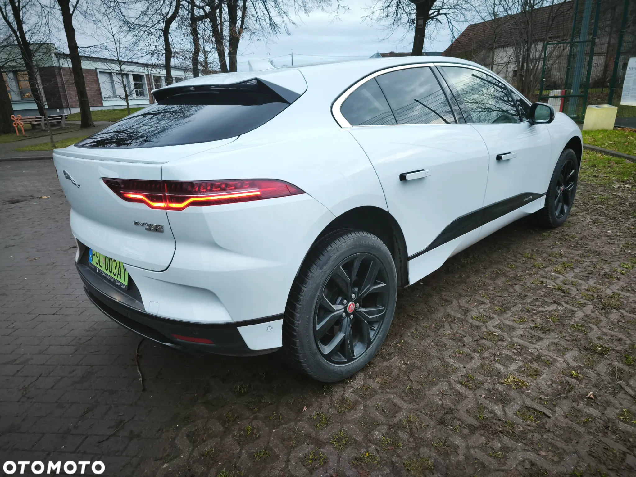 Jaguar I-Pace EV400 AWD HSE - 2