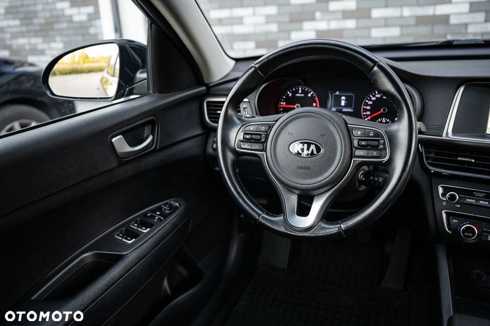 Kia Optima 1.7 CRDI XL - 28