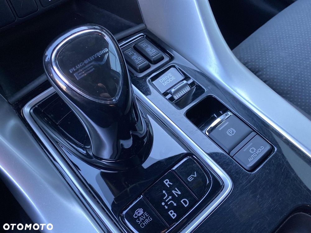 Mitsubishi Eclipse Cross - 29