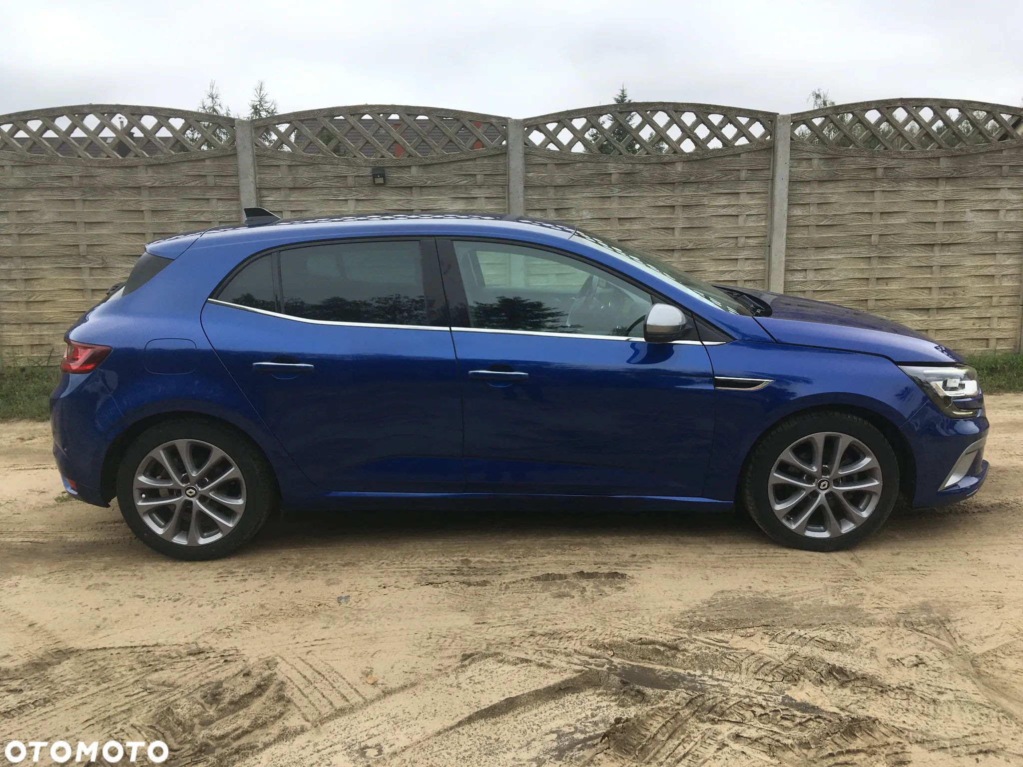 Renault Megane ENERGY dCi 110 GT LINE - 3