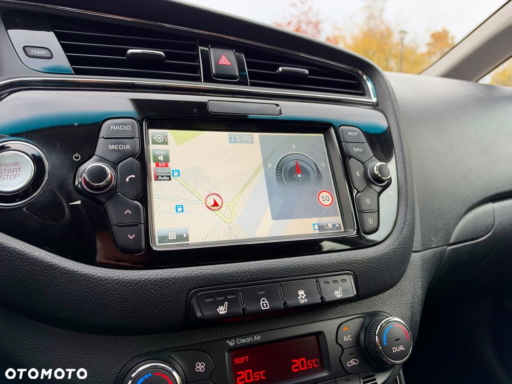 Kia Ceed 1.6 CRDi 136 ISG Platinum Edition - 37