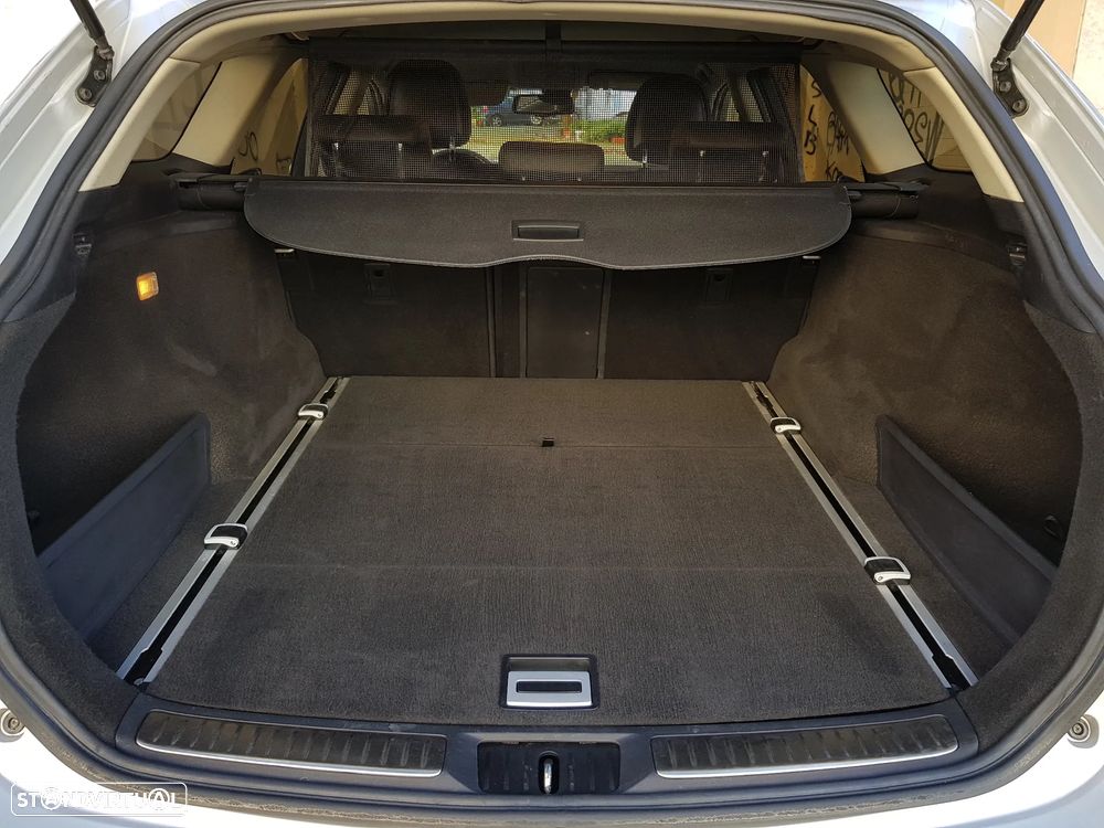 Toyota Avensis SW 2.0 D-4D Luxury+Navi - 8
