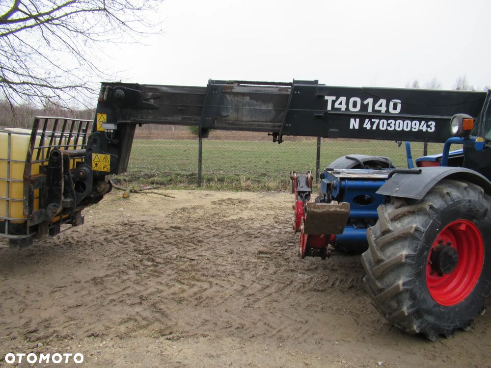 Bobcat T40140 4tony/14metrów 3 tryby skrętu, podpory - 3
