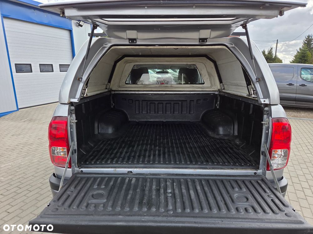 Toyota Hilux 2.4 D-4D Double Cab DLX 4x4 - 20