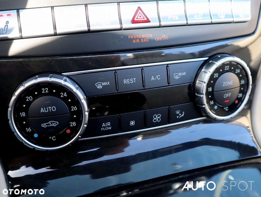 Mercedes-Benz SL 400 9G-TRONIC - 36
