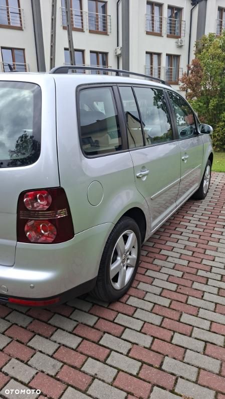 Volkswagen Touran 1.6 Trendline - 2
