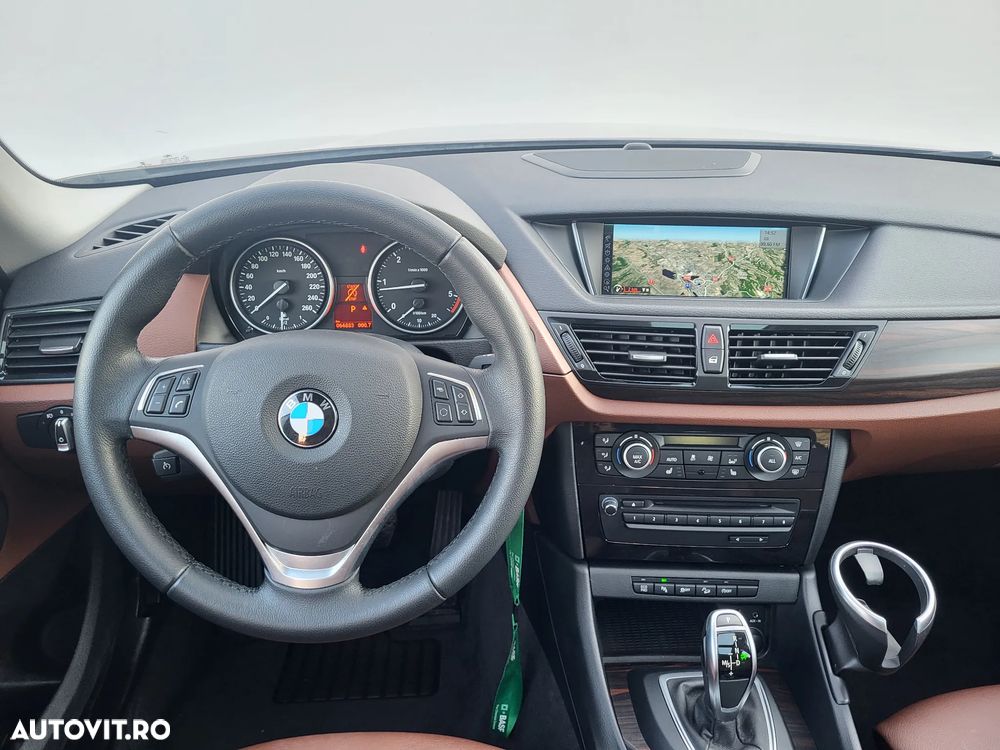 BMW X1 xDrive20d Aut. xLine - 31
