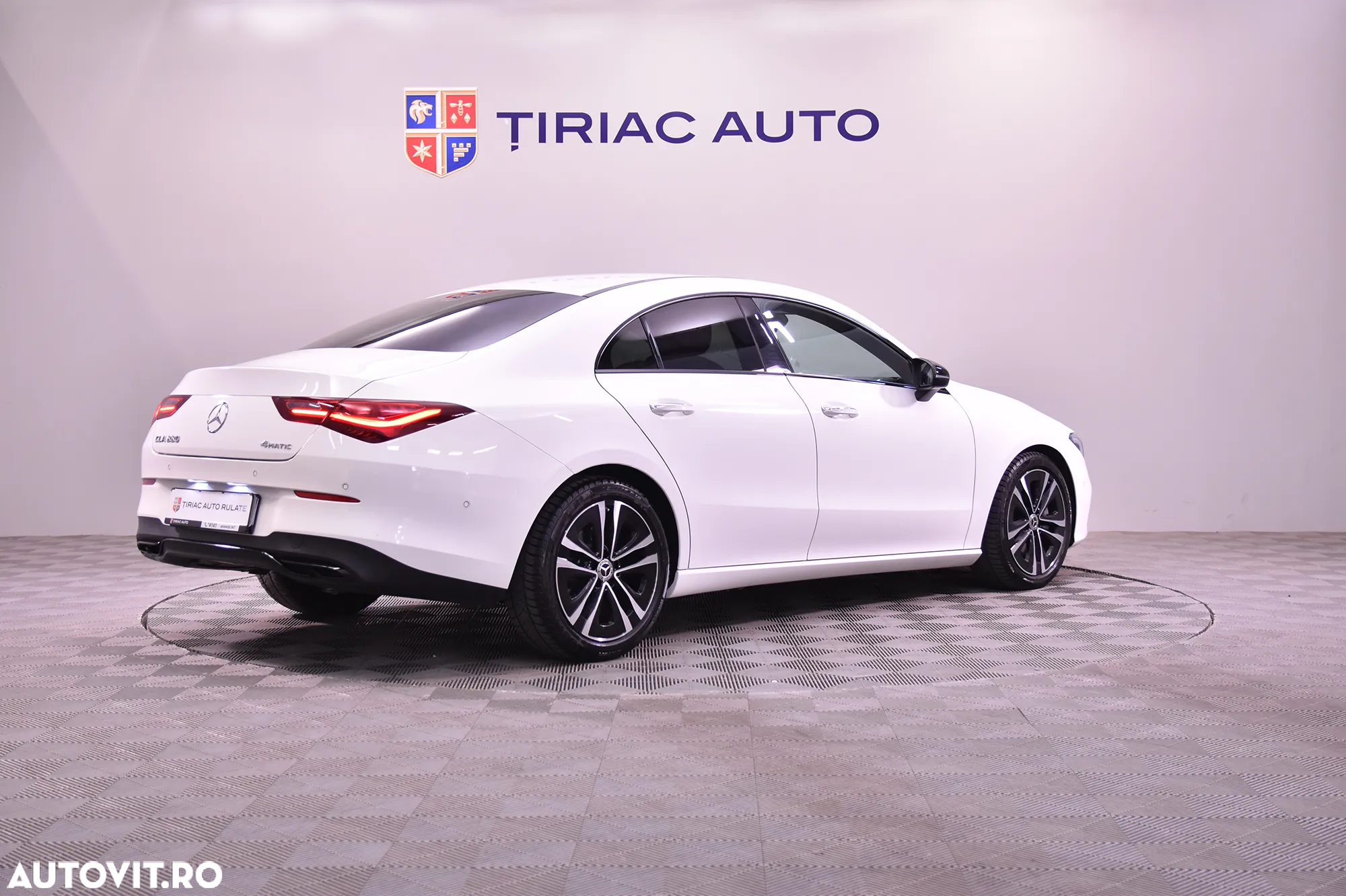 Mercedes-Benz CLA 220 MHEV 4MATIC Coupe - 5