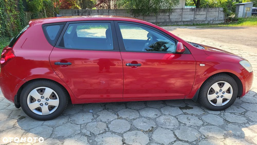 Kia Ceed Cee'd 1.4 Comfort - 6