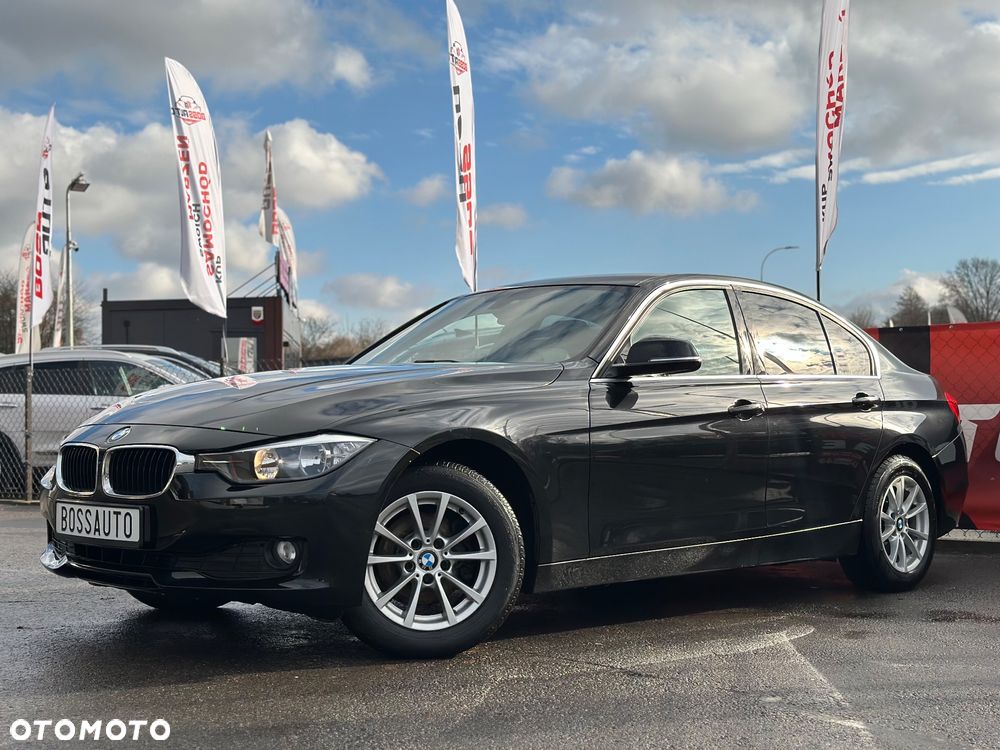 BMW Seria 3 318d - 9