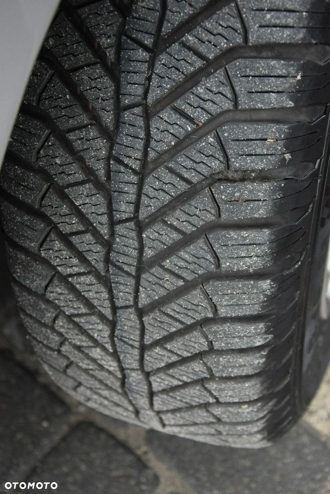 Hyundai i30 1.4 Classic + - 34