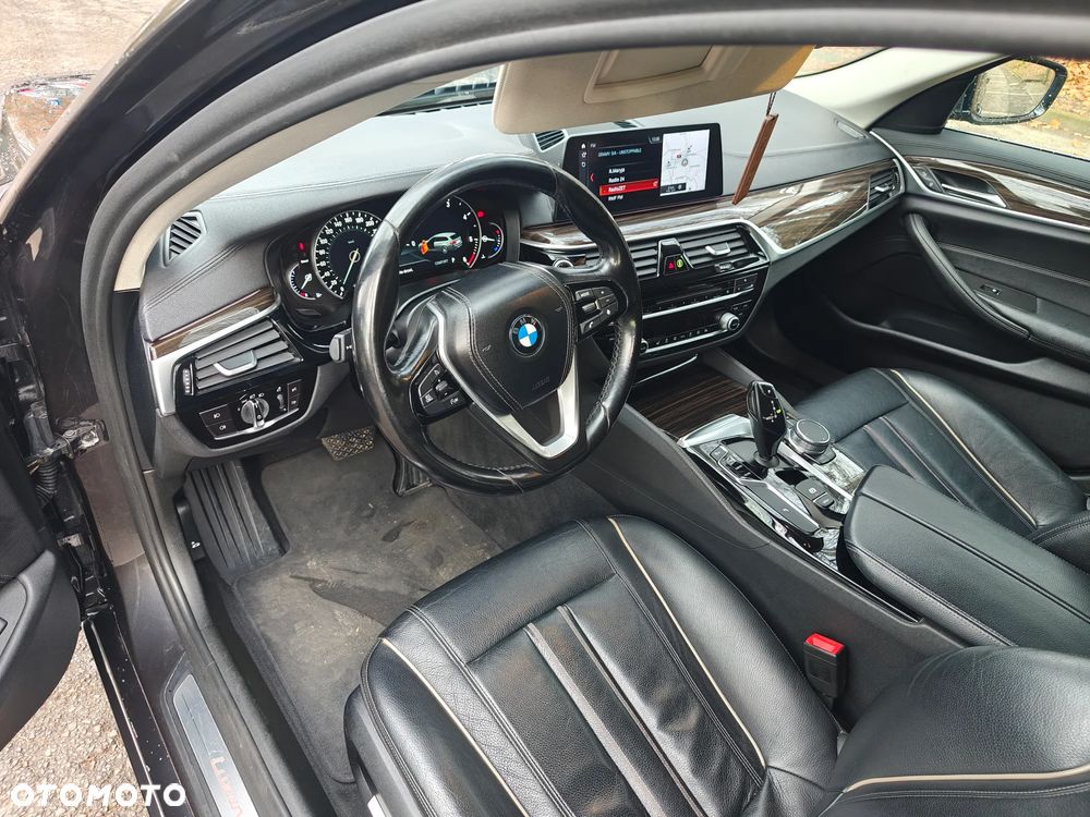 BMW Seria 5 520d xDrive Luxury Line - 8