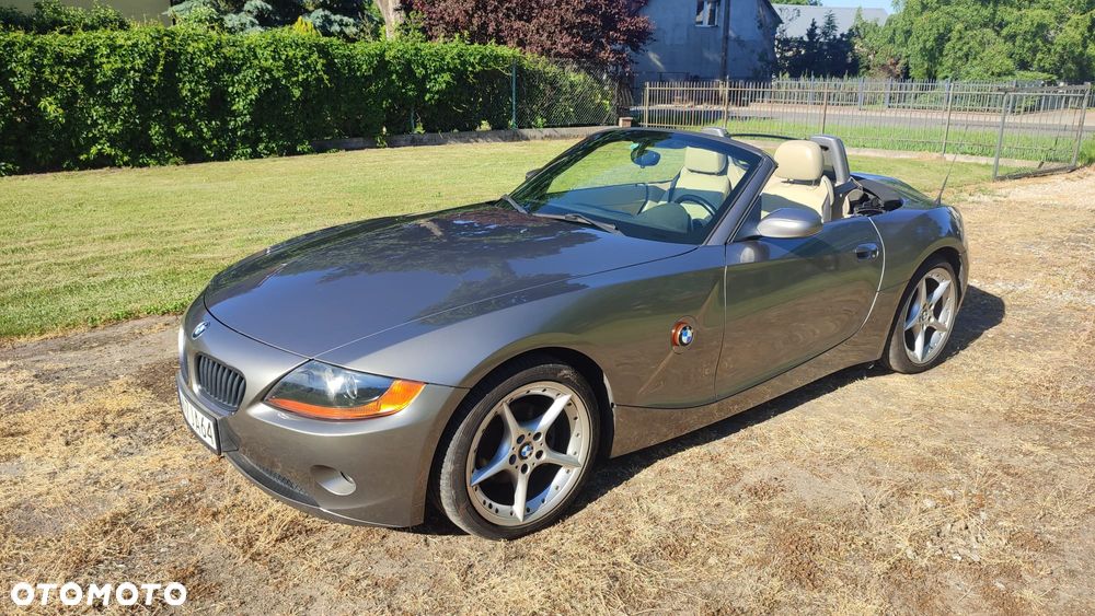 BMW Z4 2.5i - 8