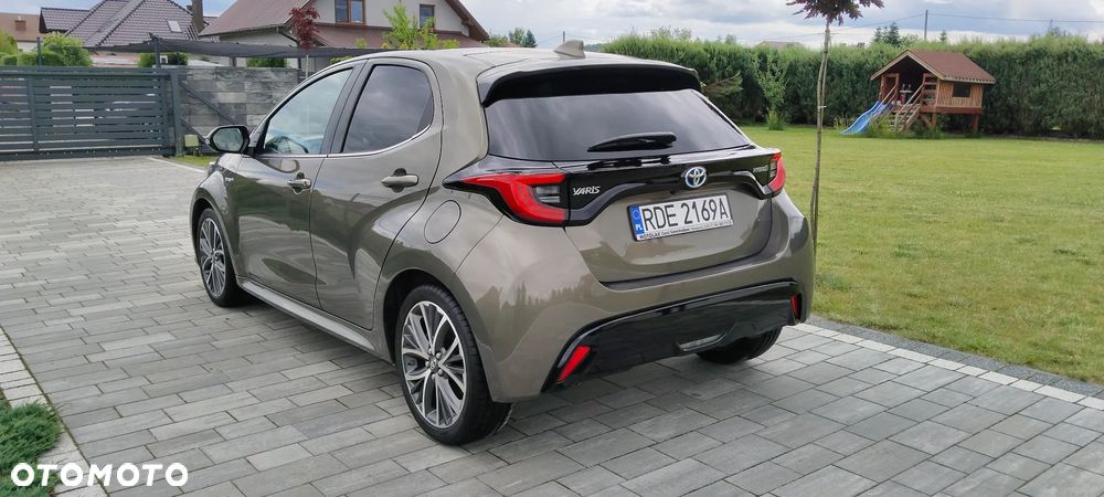 Toyota Yaris Hybrid 1.5 Executive - 26