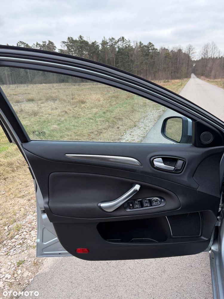 Ford Mondeo 2.0 TDCi Viva Titanium - 27