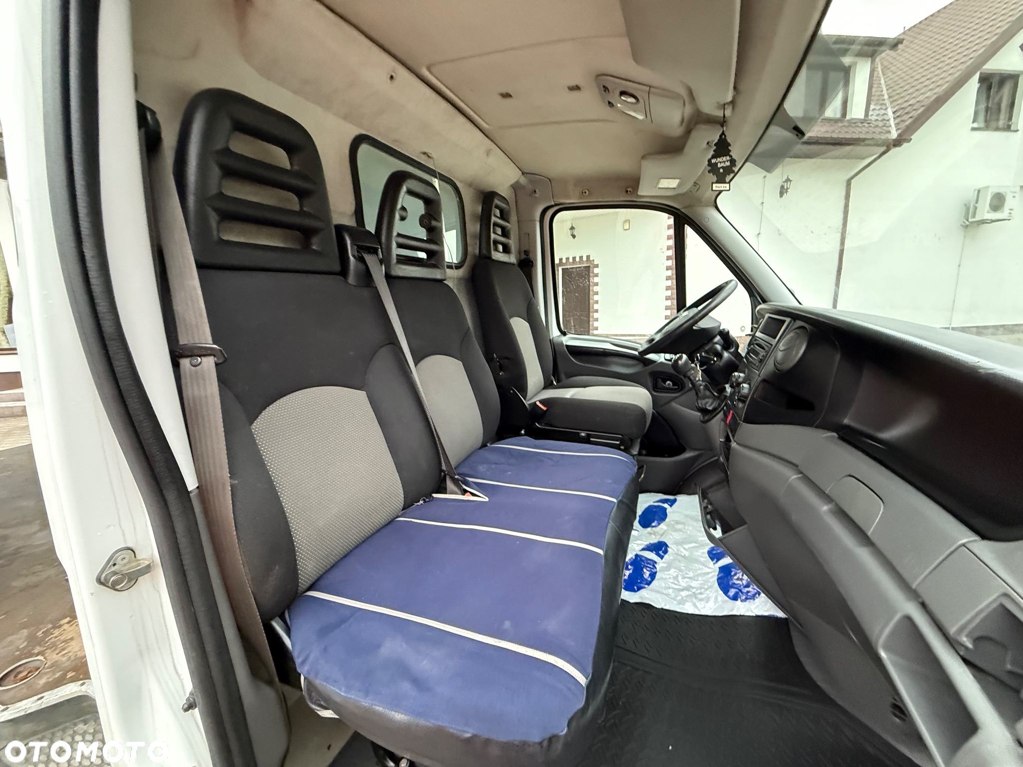 Iveco DAILY 35S - 24