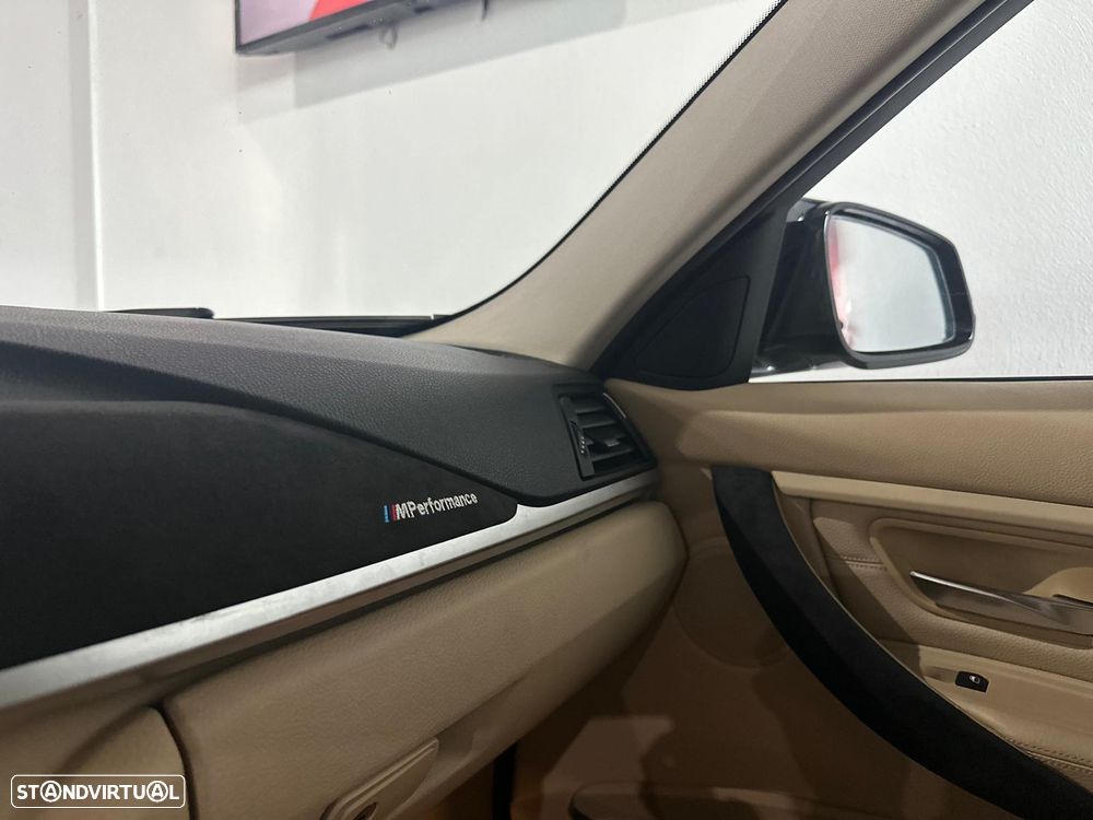 BMW 328 i Auto Pack M - 51