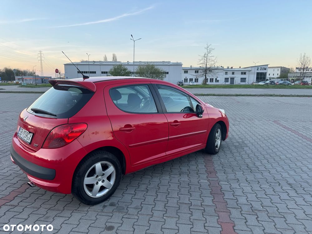 Peugeot 207 1.4 16V Sporty - 4