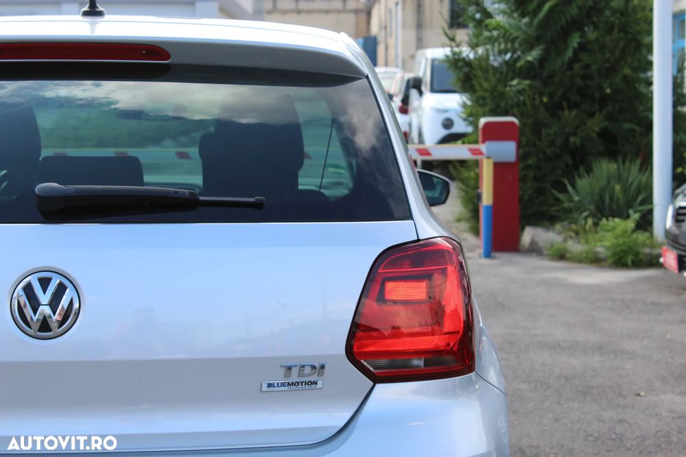 Volkswagen Polo 1.4 TDI Blue Motion Technology Lounge - 12