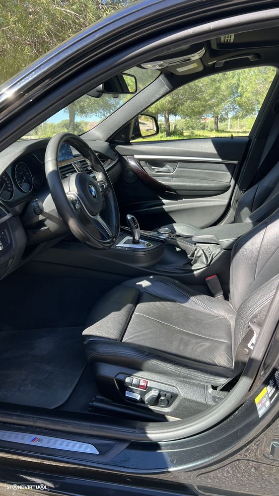 BMW 330 e iPerformance Pack M - 14