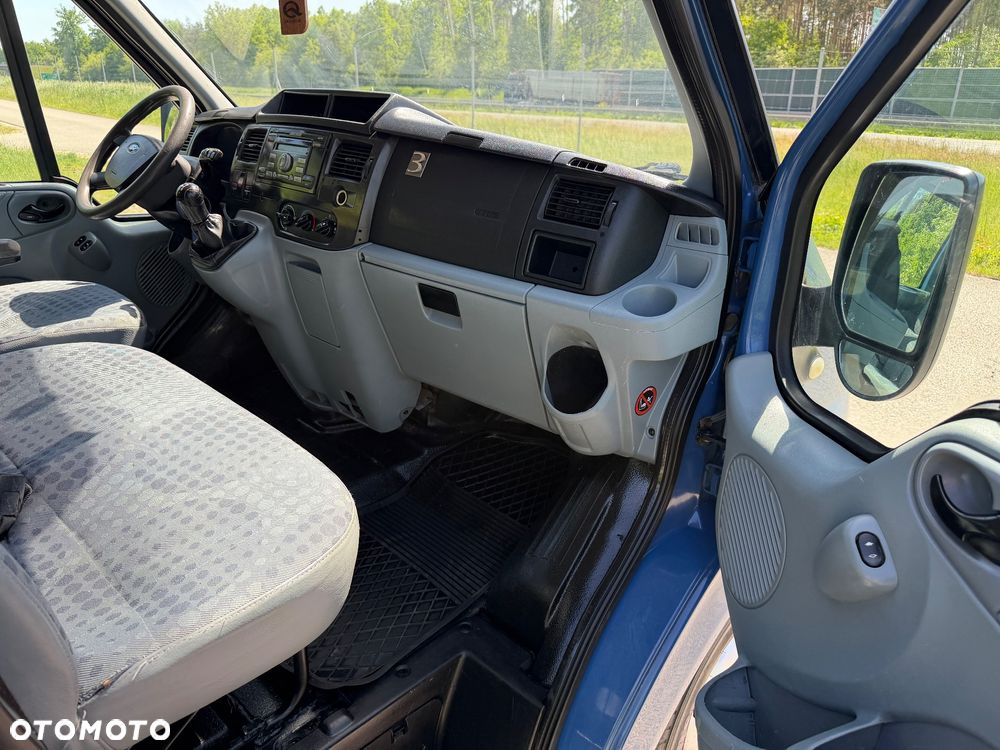 Ford Transit - 20