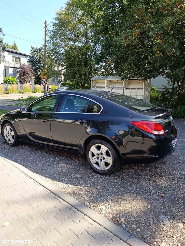 Opel Insignia 2.0 CDTI - 10