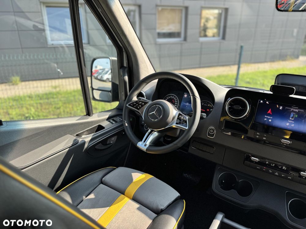 Mercedes-Benz Sprinter - 10