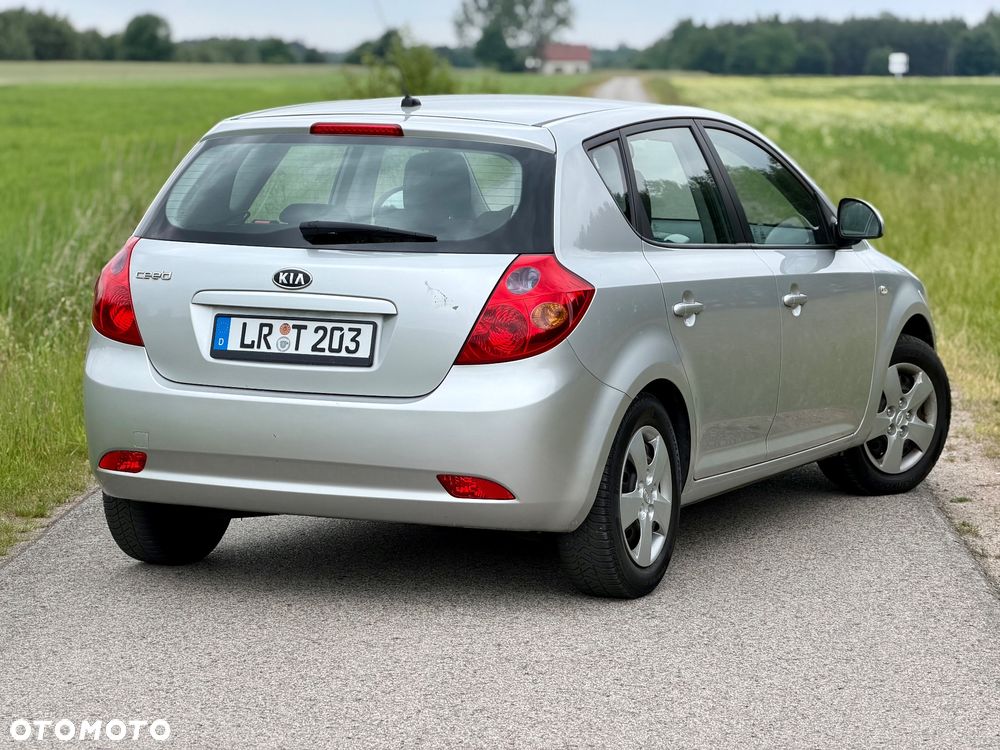 Kia Ceed 1.4 CVVT LX - 14
