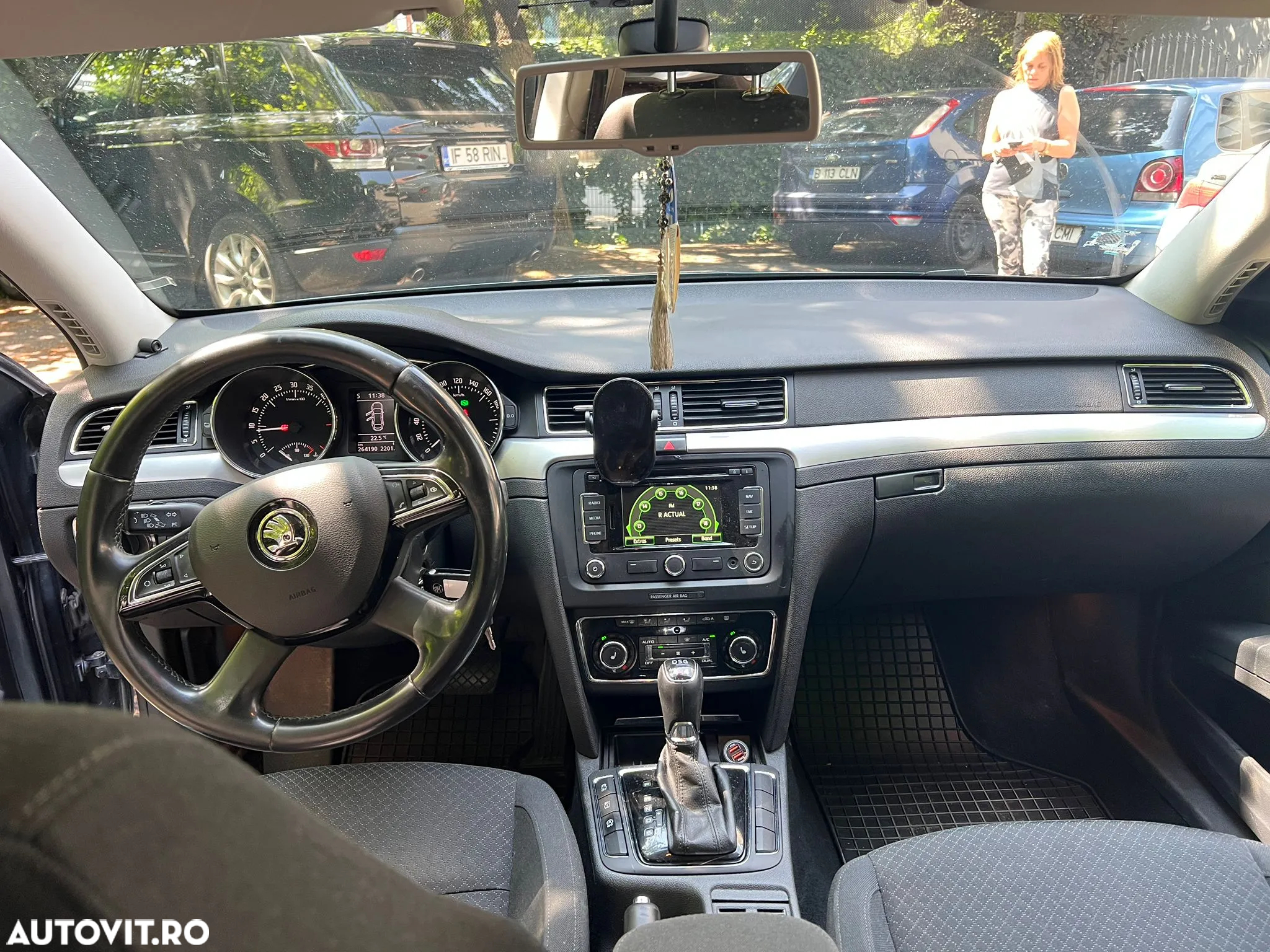 Skoda Superb Combi 2.0 TDI 4X4 Elegance - 8