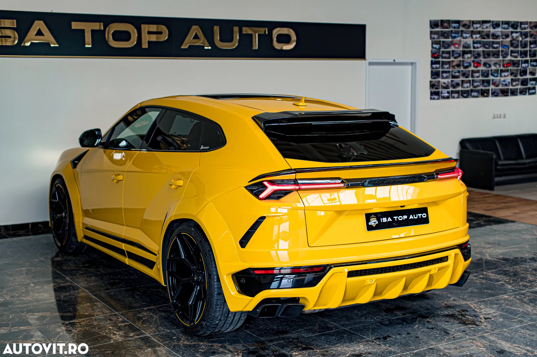 Lamborghini URUS - 35