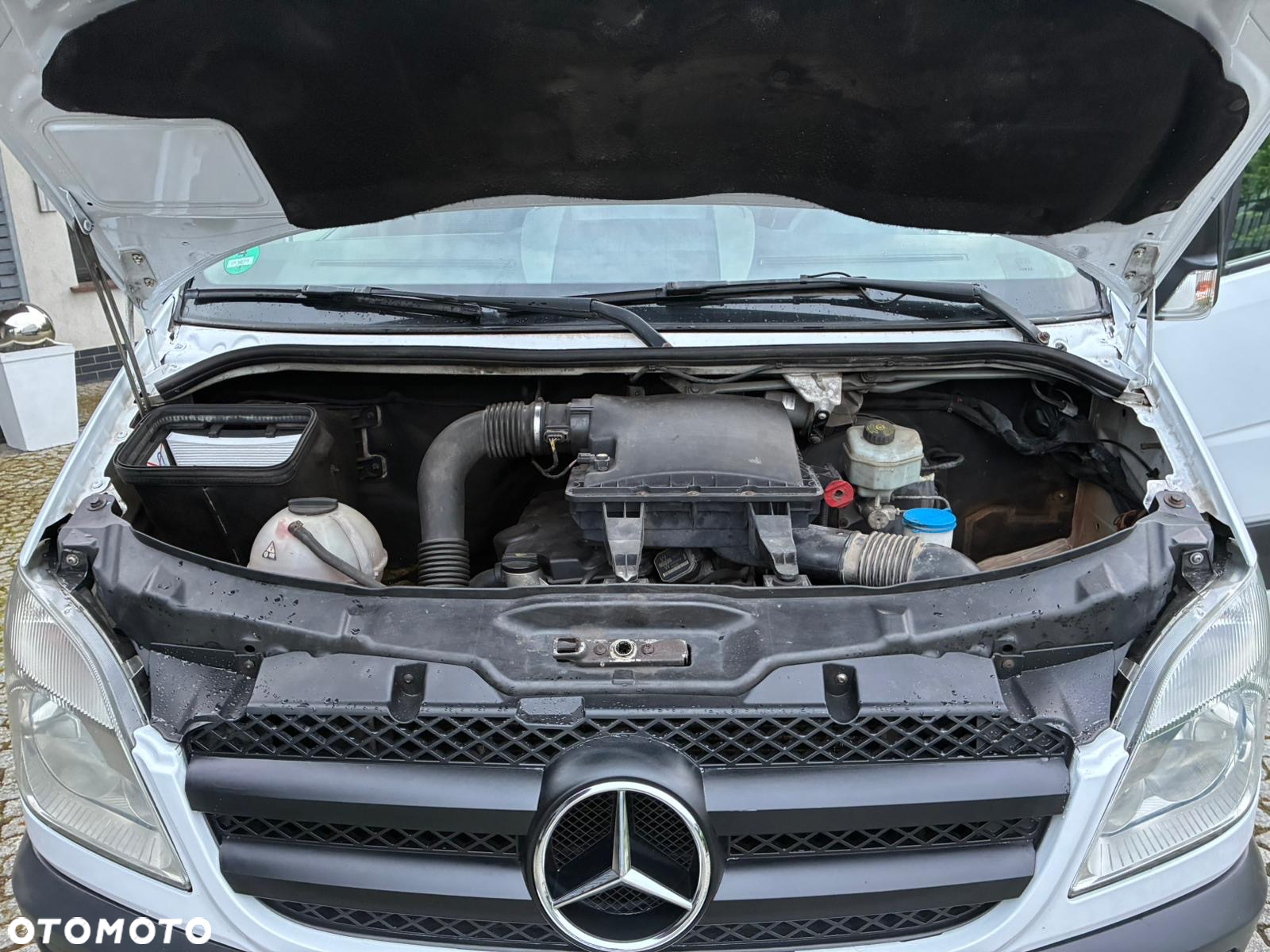 Mercedes-Benz Sprinter 906 311 CDI - 13