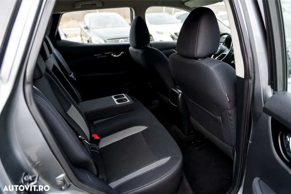 Nissan Qashqai 1.6 DCI Start/Stop X-TRONIC Acenta - 8