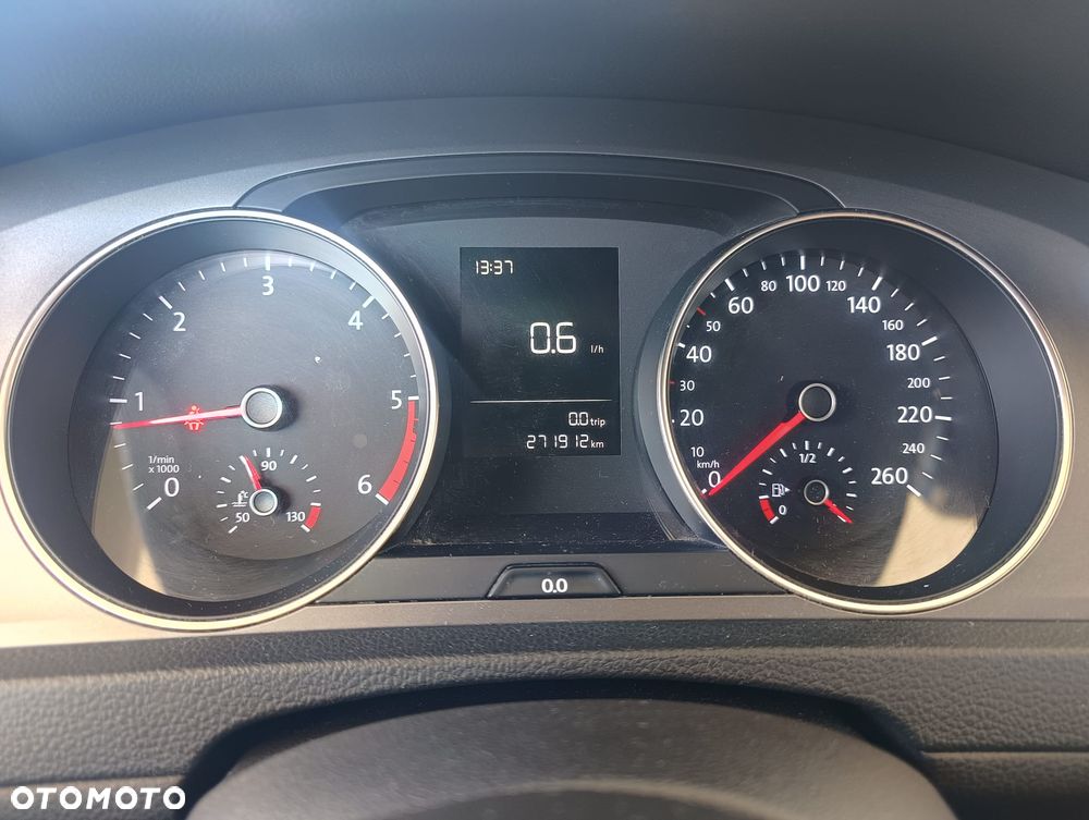 Volkswagen Golf 1.6 TDI Comfortline - 7