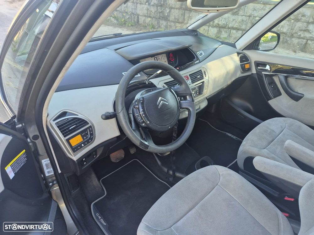 Citroën C4 Picasso - 10