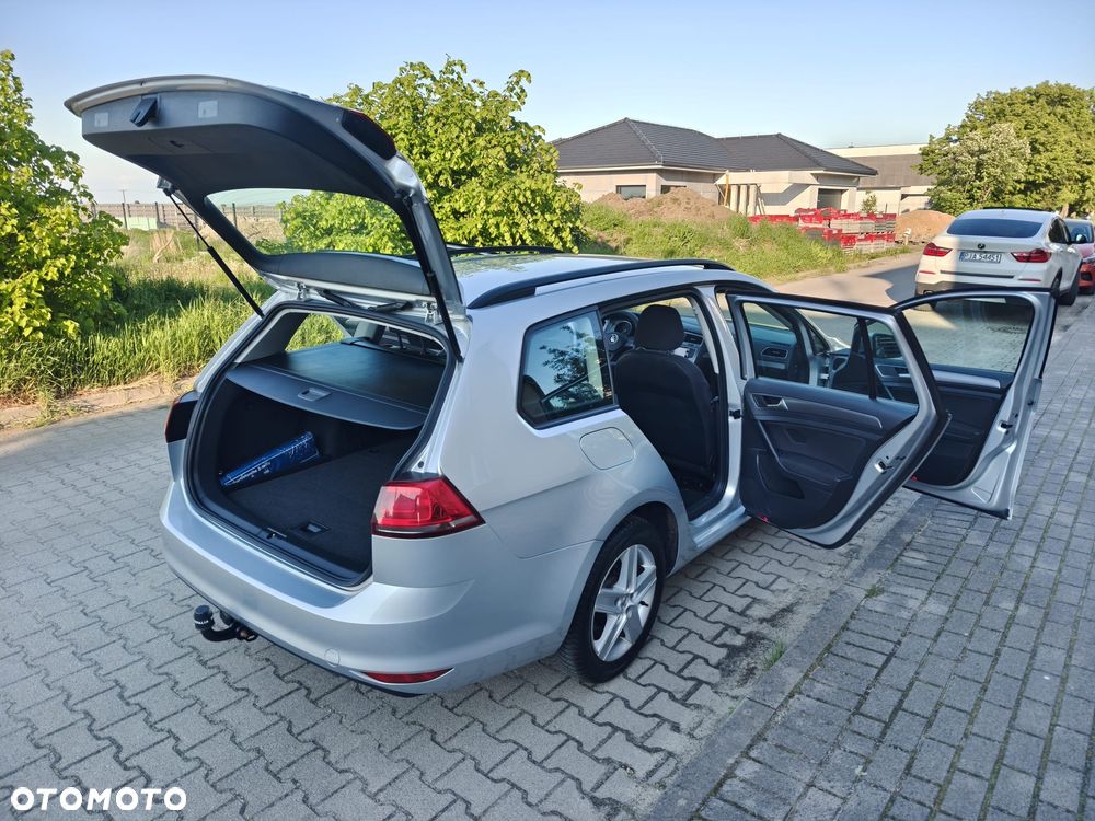 Volkswagen Golf - 16