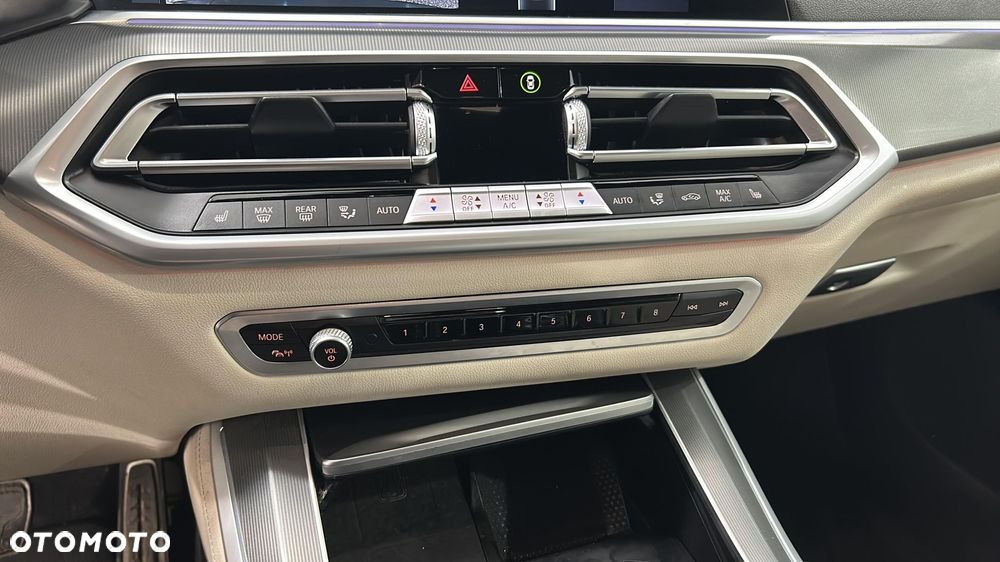 BMW X5 xDrive25d - 22