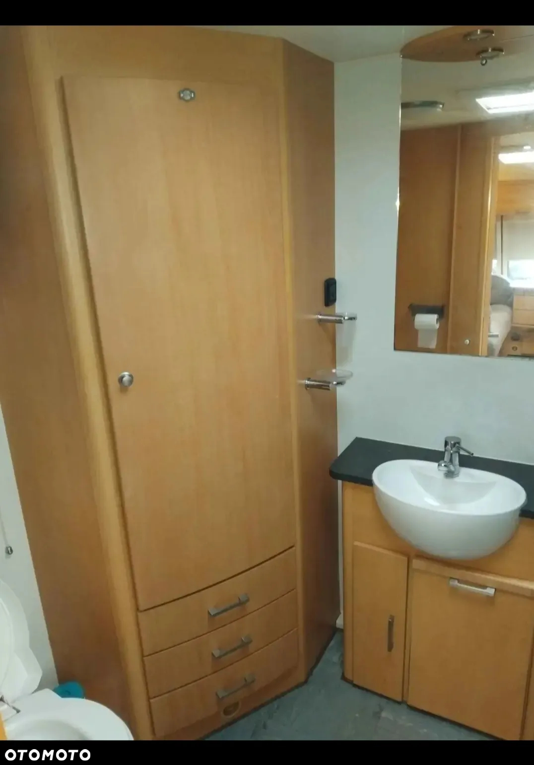 Elddis Crusader Hurricane - 9