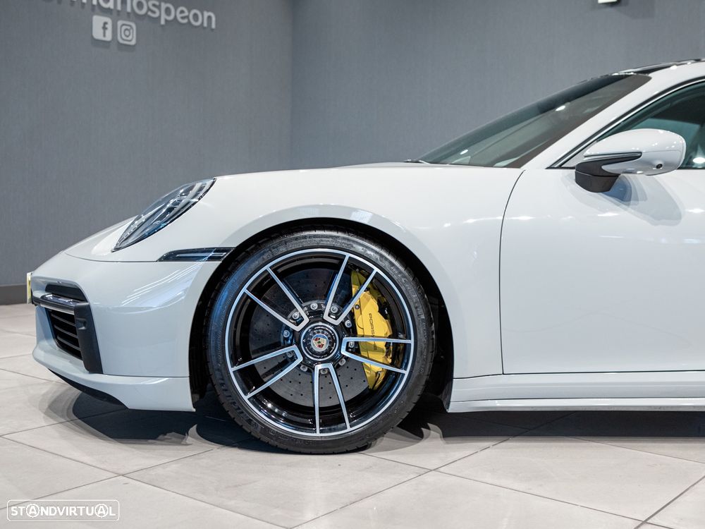Porsche 911 (992) Turbo S PDK - 11