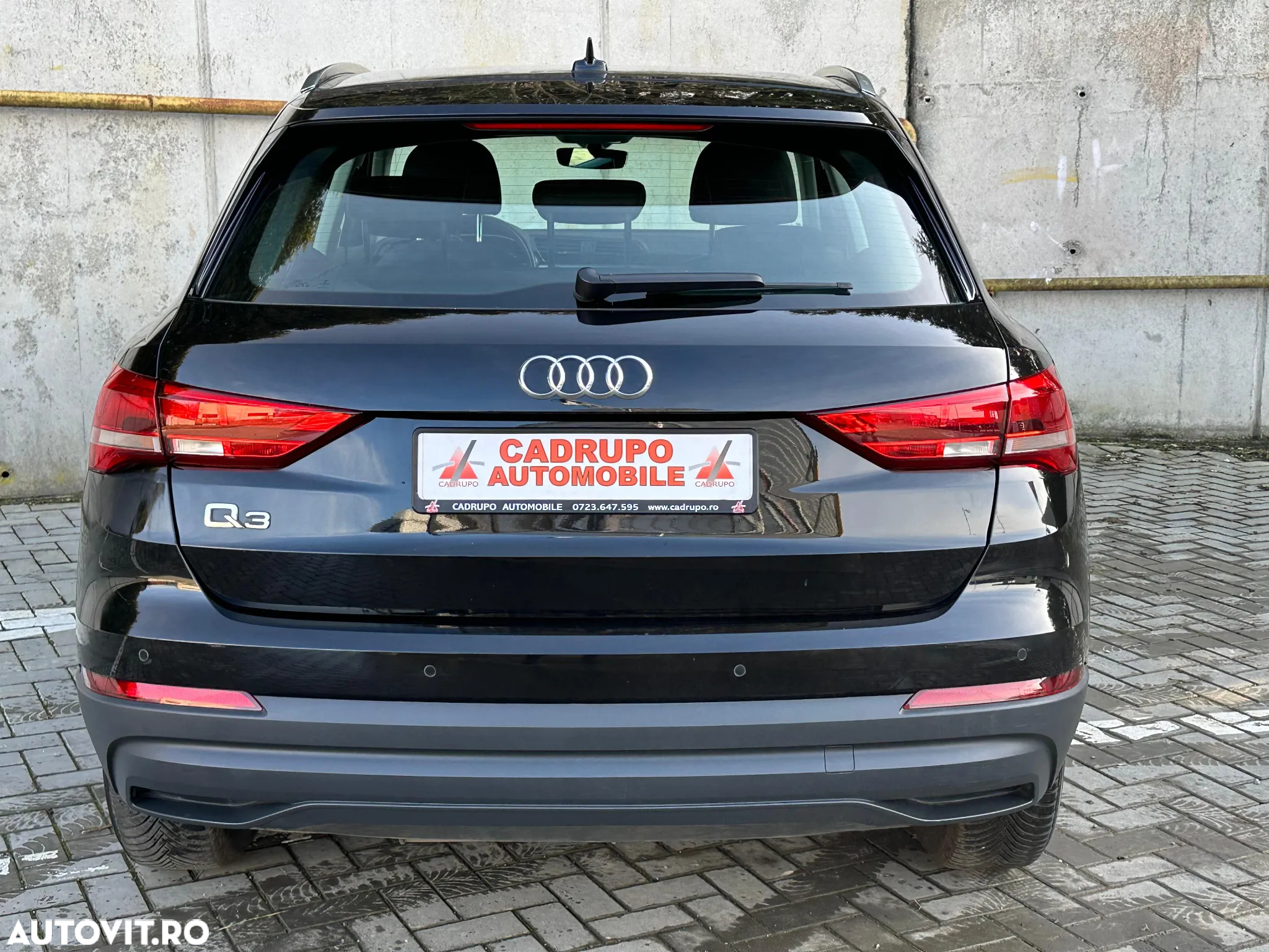 Audi Q3 2.0 35 TDI S tronic Advanced - 8
