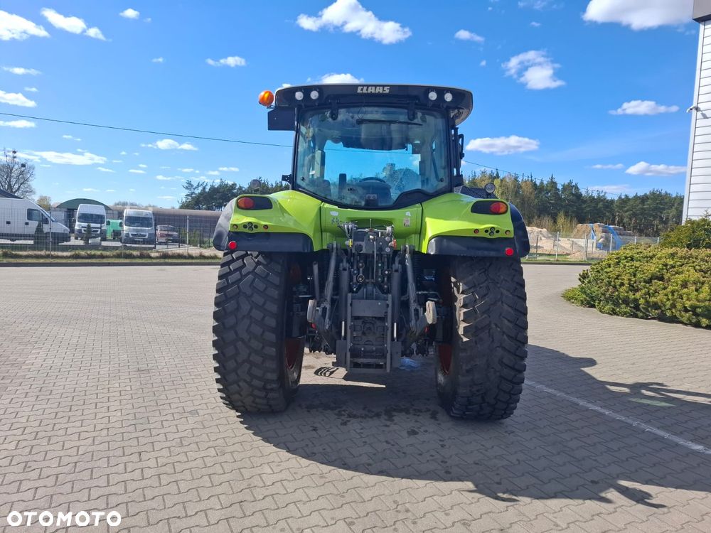 Claas ARION 650 - 6