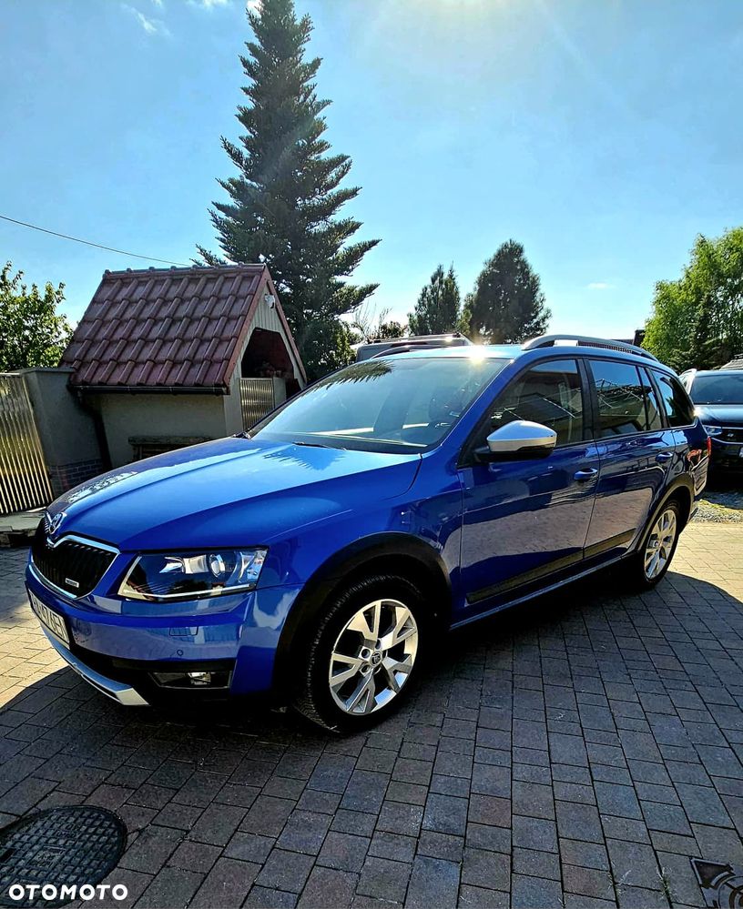 Skoda Octavia Scout 2.0 TDI 4x4 DSG - 1