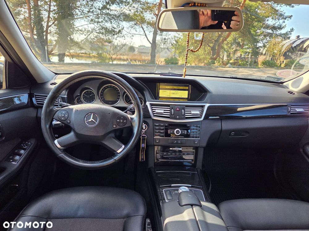 Mercedes-Benz Klasa E 350 CDI 4-Matic BlueEff Avantgarde - 11