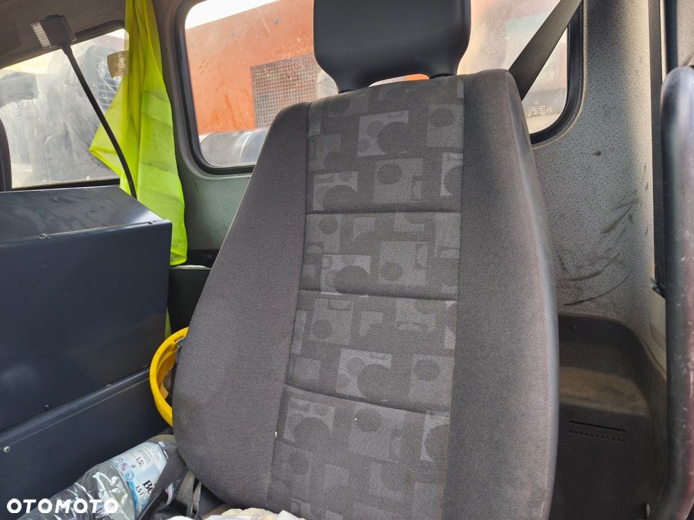 Mercedes-Benz 1824 L - 24