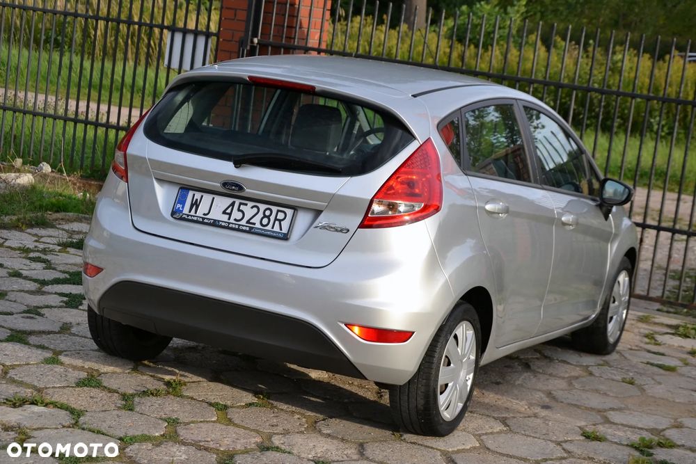 Ford Fiesta 1.25 Trend EU5 - 8