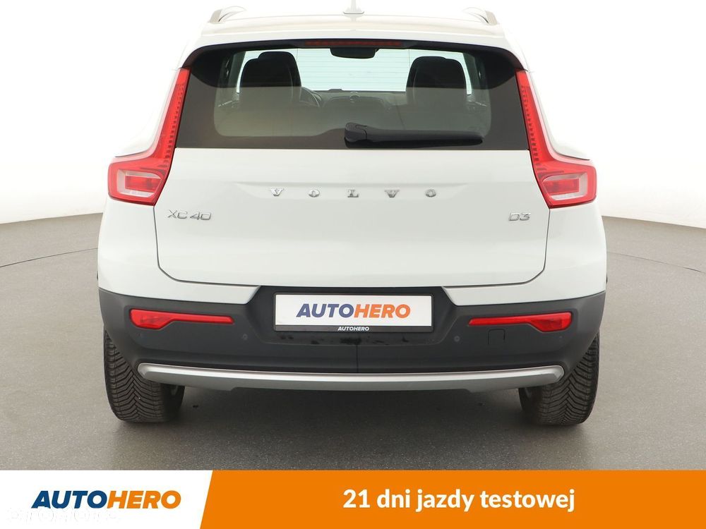 Volvo XC 40 D3 Momentum - 5